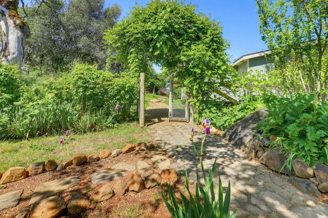15301-15303 Indian Springs Rd, Penn Valley, CA 95946