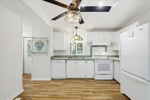 15301-15303 Indian Springs Rd, Penn Valley, CA 95946