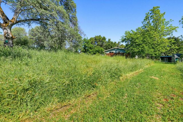 15301-15303 Indian Springs Rd, Penn Valley, CA 95946