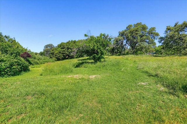 15301-15303 Indian Springs Rd, Penn Valley, CA 95946