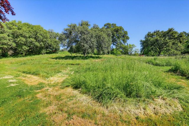 15301-15303 Indian Springs Rd, Penn Valley, CA 95946