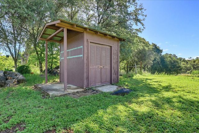 15301-15303 Indian Springs Rd, Penn Valley, CA 95946