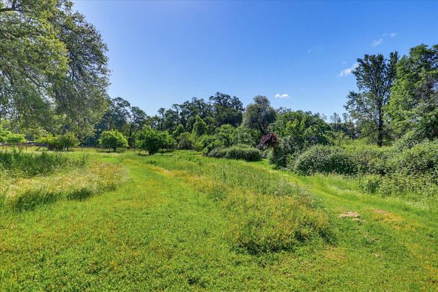 15301-15303 Indian Springs Rd, Penn Valley, CA 95946