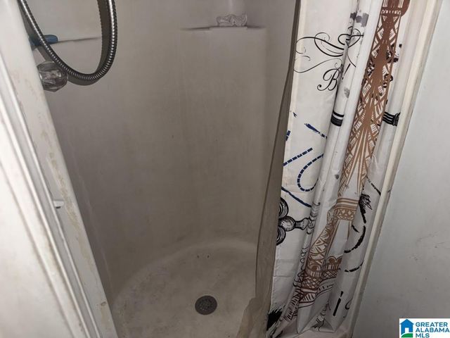 1133 SLOAN AVENUE, Tarrant, AL 35217