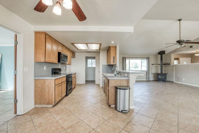 24620 Auberry Road, Clovis, CA 93619