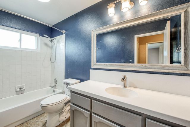24620 Auberry Road, Clovis, CA 93619