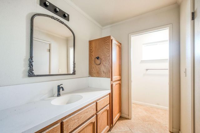 24620 Auberry Road, Clovis, CA 93619