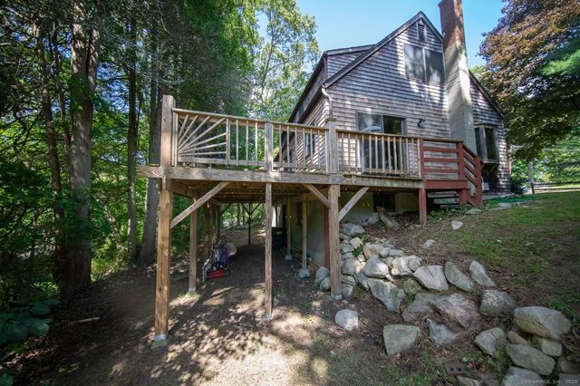 26 Charles Street, Groton, CT 06355