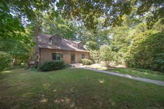 26 Charles Street, Groton, CT 06355