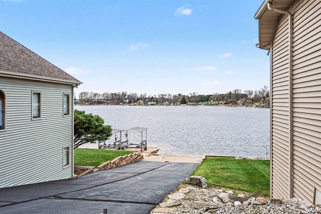 48855 Howard Drive, Lawrence, MI 49064