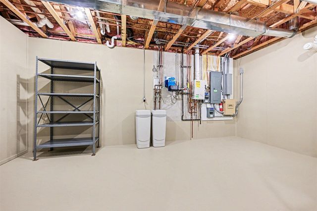 48855 Howard Drive, Lawrence, MI 49064