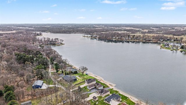 48855 Howard Drive, Lawrence, MI 49064