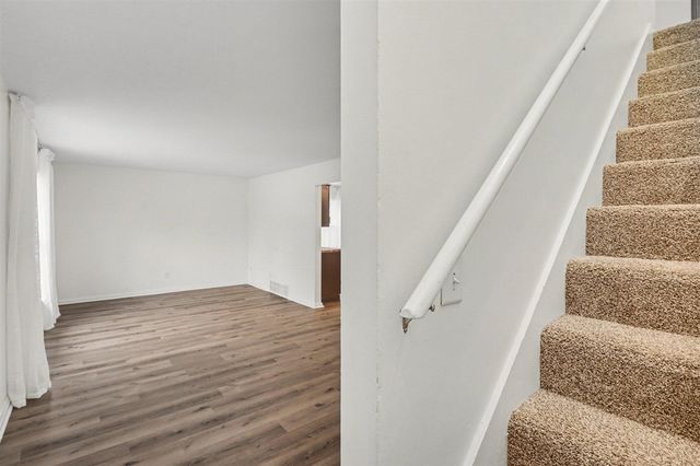 5632 Castleton Lane, Kalamazoo, MI 49009