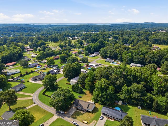 201 Briarwood Circle, Summerville, GA 30747