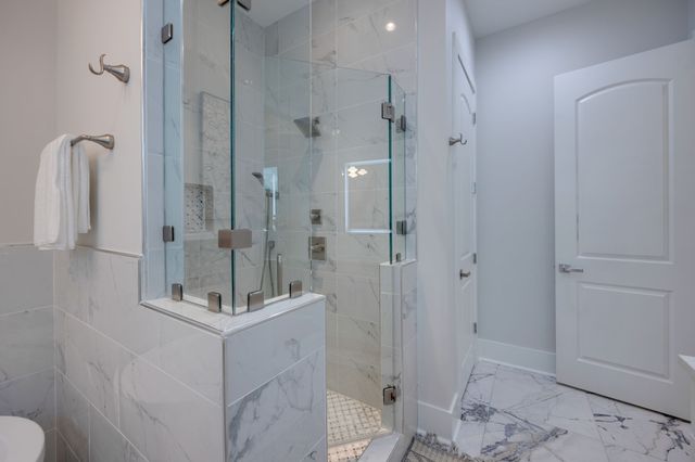 521 Camden Dr, Nashville, TN 37211