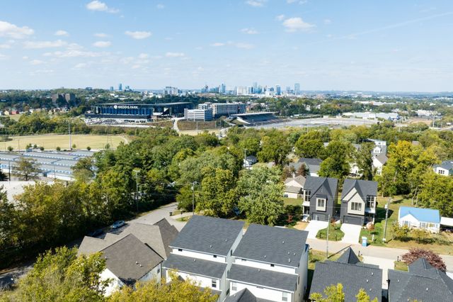 521 Camden Dr, Nashville, TN 37211