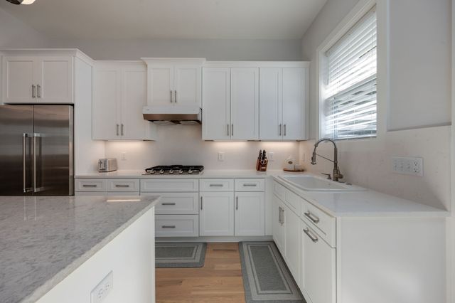 521 Camden Dr, Nashville, TN 37211