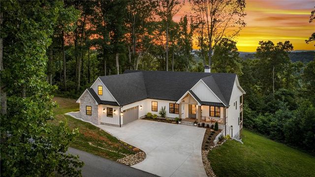 228 Winding Ridge, Blairsville, GA 30512