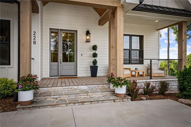 228 Winding Ridge, Blairsville, GA 30512
