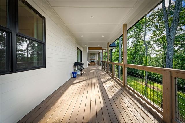 228 Winding Ridge, Blairsville, GA 30512