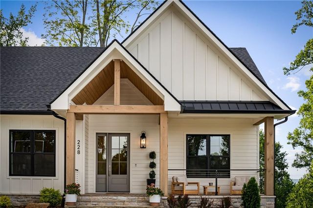 228 Winding Ridge, Blairsville, GA 30512