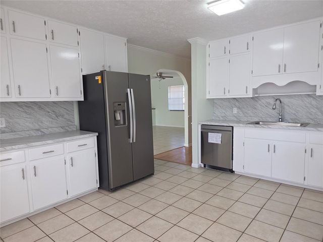 17026 STATE ROAD 54, Lutz, FL 33558