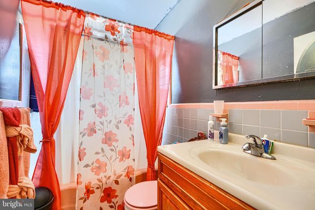 4318 SHELDON AVE, Temple Hills, MD 20748