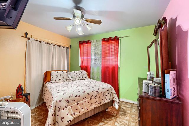 4318 SHELDON AVE, Temple Hills, MD 20748