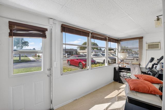 170 Valencia H, Delray Beach, FL 33446