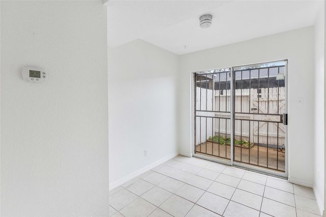 6111 Beverly Hill Street 39, Houston, TX 77057