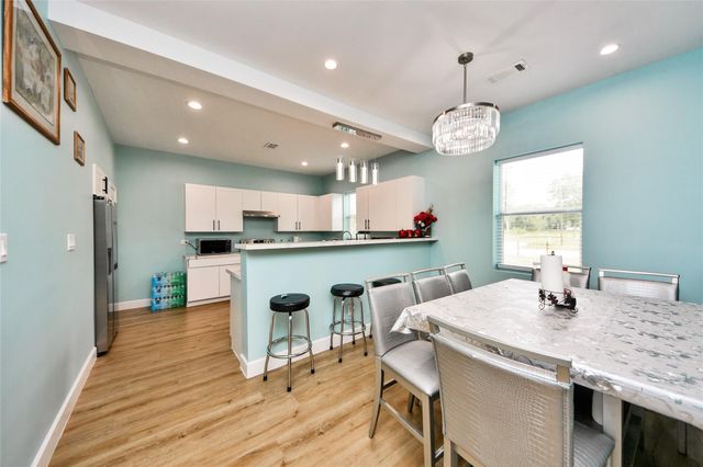 12128 County Road 37498, Cleveland, TX 77327