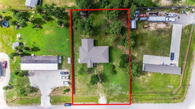 12128 County Road 37498, Cleveland, TX 77327