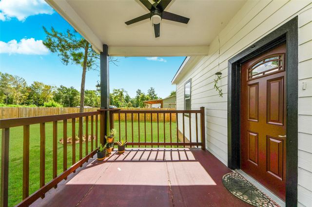 12128 County Road 37498, Cleveland, TX 77327