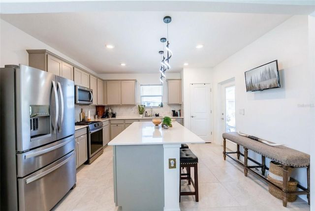 8413 SW 54TH LOOP, Ocala, FL 34481