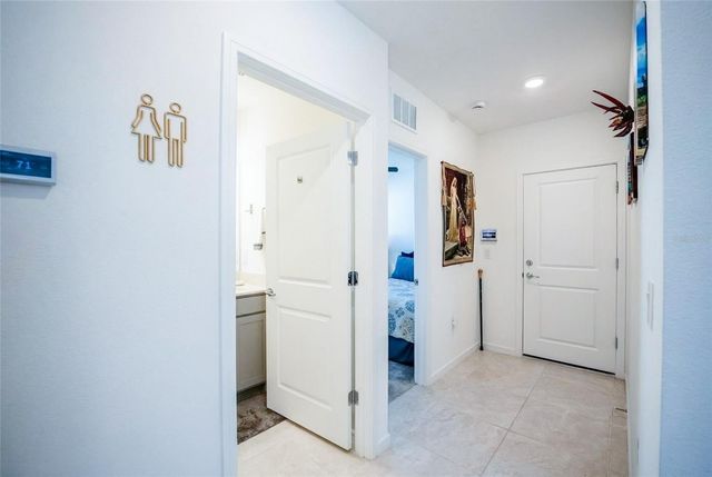 8413 SW 54TH LOOP, Ocala, FL 34481