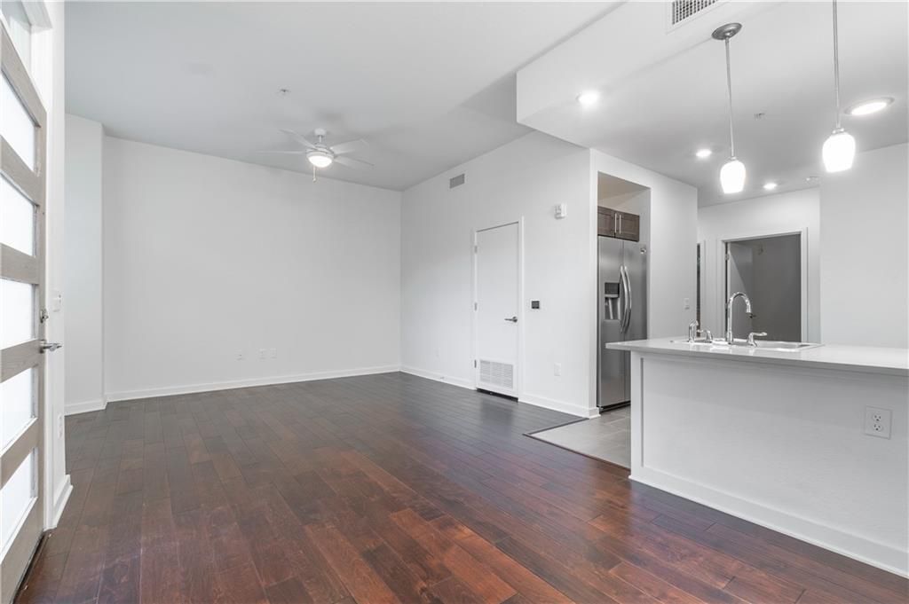 6700 Menchaca RD 11, Austin, TX 78745