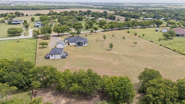 9153 Gregory Road, Sanger, TX 76266