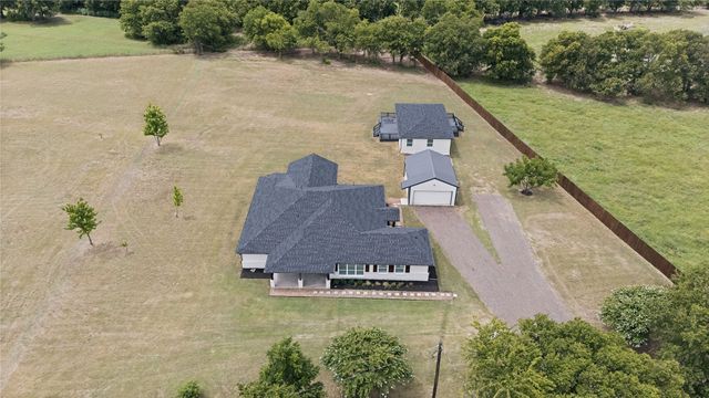 9153 Gregory Road, Sanger, TX 76266