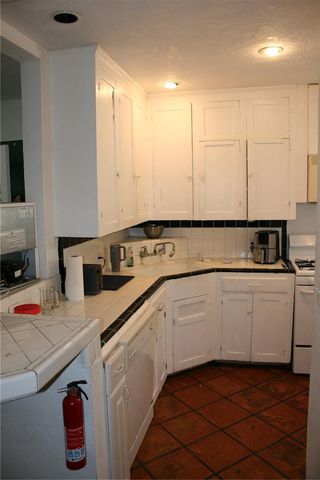 1822 NW 6TH AVENUE, Gainesville, FL 32603