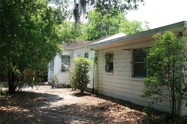 1822 NW 6TH AVENUE, Gainesville, FL 32603