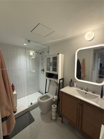 7487 SW 82nd Street C302, Miami, FL 33143