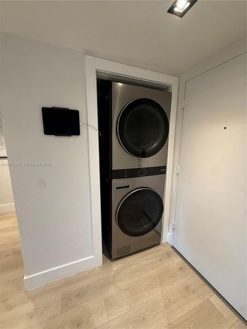 7487 SW 82nd Street C302, Miami, FL 33143