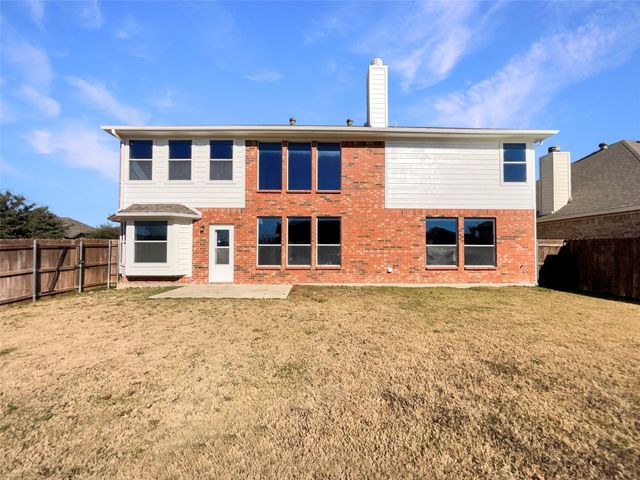 754 Ruby Court, Burleson, TX 76028