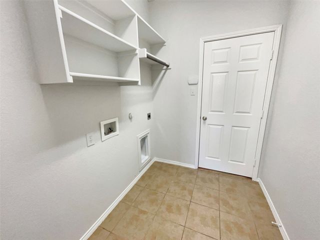 754 Ruby Court, Burleson, TX 76028