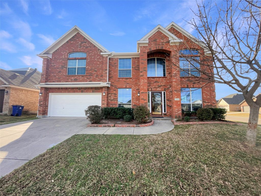 754 Ruby Court, Burleson, TX 76028
