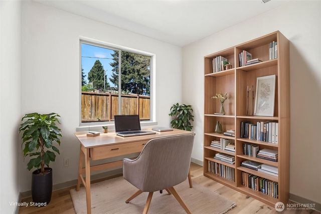 4051 E J St, Tacoma, WA 98404