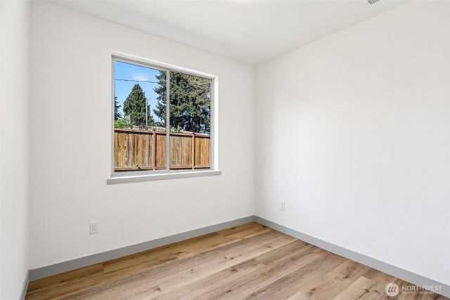 4051 E J St, Tacoma, WA 98404