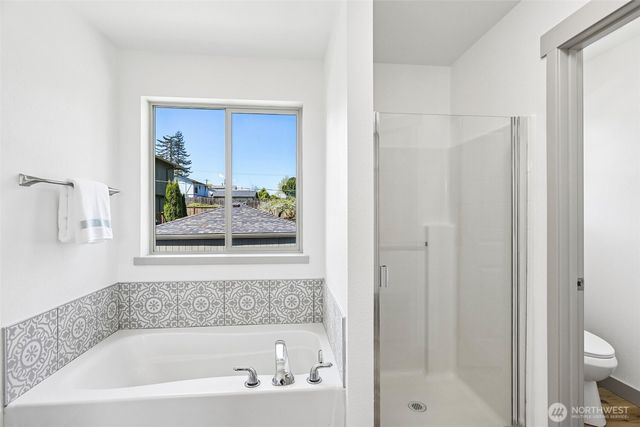 4051 E J St, Tacoma, WA 98404