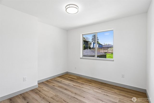 4051 E J St, Tacoma, WA 98404