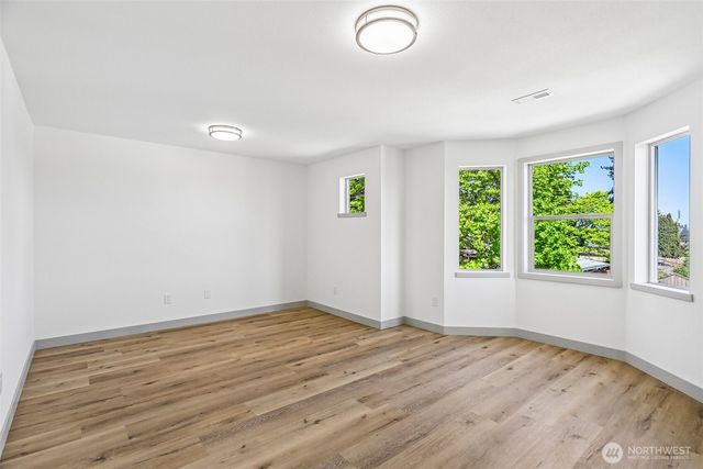 4051 E J St, Tacoma, WA 98404